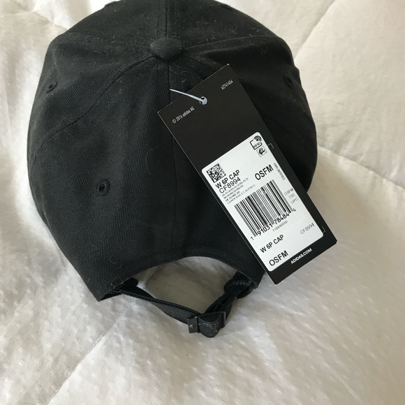 NWT! adidas Women’s Black Classic Baseball Cap - Picture 3 of 7